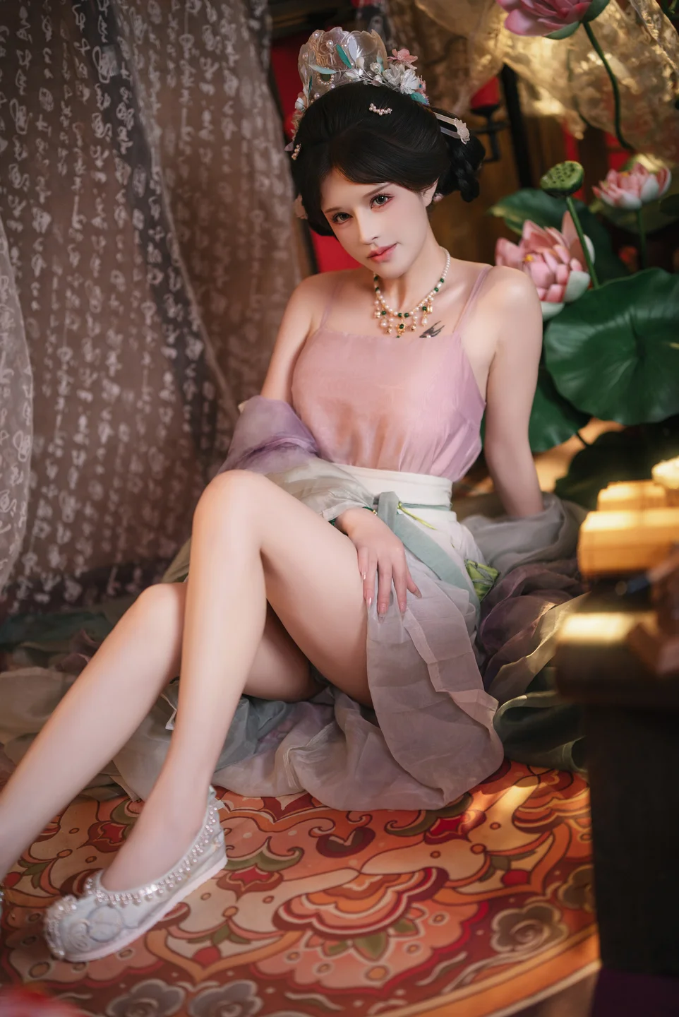 鹿八岁baby_No_107_粽你枕相思_130P,79GIF,1V_1_95GB tg@simisebaisi 【丝足阁】013.webp